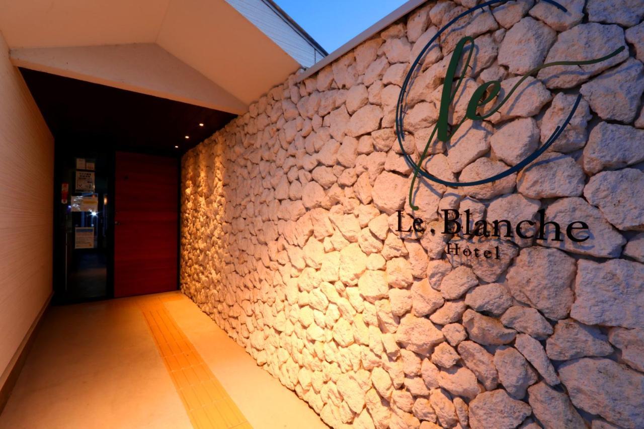 Hotel Le.Blanche Minamiawaji Esterno foto